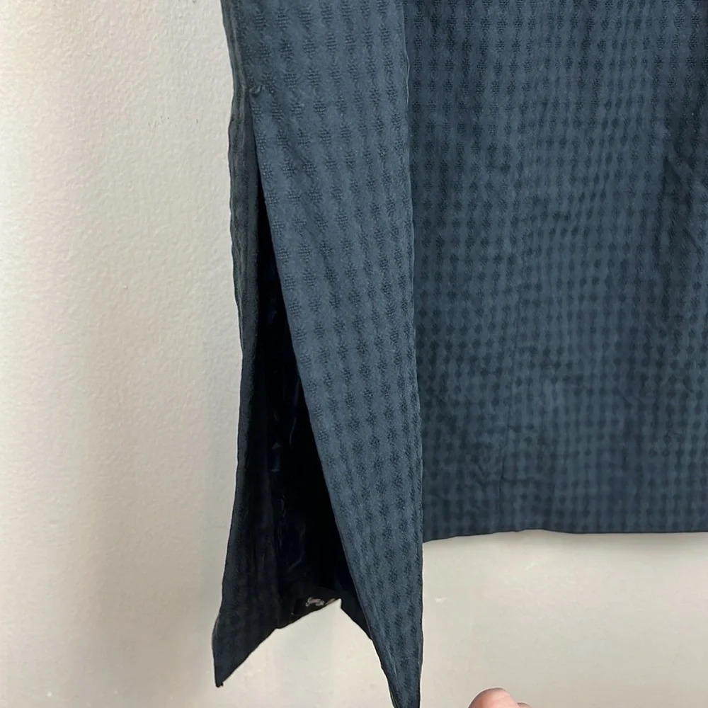 Tommy Bahama 100% Silk Fully Lined Black V-Neckline Dress Size 4 - Picture 8 of 9